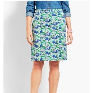 Talbots Spring Floral Knee Length Lined Pencil Skirt Size 4